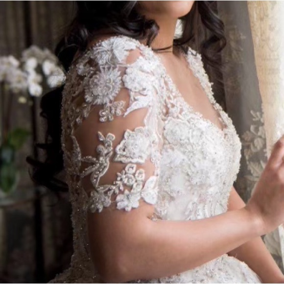 YSA Makino Spring ‘16 White/Ivory Wedding Dress Ball Gown SIZE 4 - Picture 2 of 12